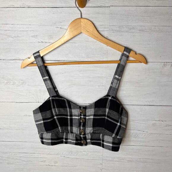 American Eagle Top Womens Size Medium Black & White Gingham Crop Tank Buttons - Picture 4 of 16